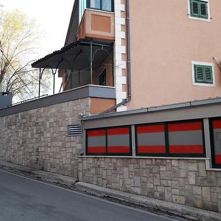 Villa Miranda - Croazia Omiš Buitenkant foto