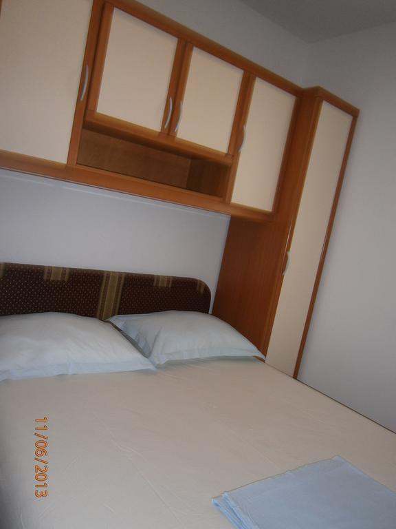 Villa Miranda - Croazia Omiš Kamer foto