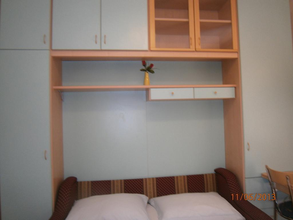 Villa Miranda - Croazia Omiš Kamer foto