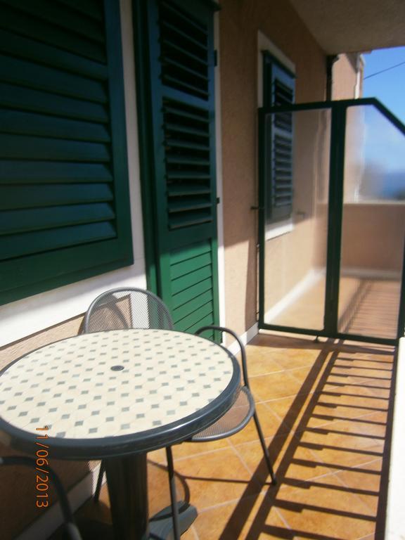 Villa Miranda - Croazia Omiš Kamer foto
